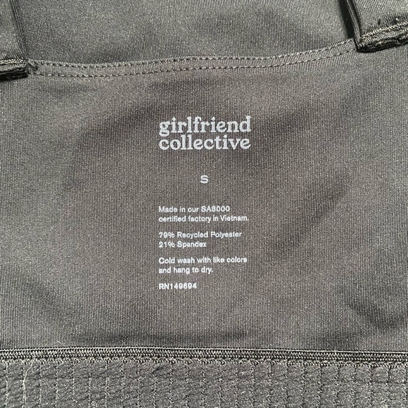 Girlfriend Collective Uma One-Shoulder Sports Bra - Picture 3 of 3